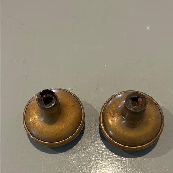 Vintage Brass Door Knobs Sun Rise Rays Design diameter 2.5 in - Picture 3 of 3